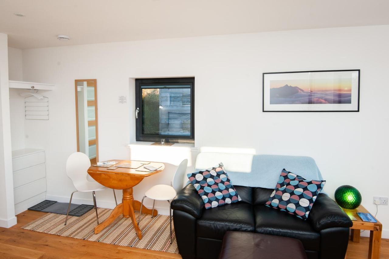 Croft 7 Geary Self Catering Studio With Stunning Sea Views Exterior foto